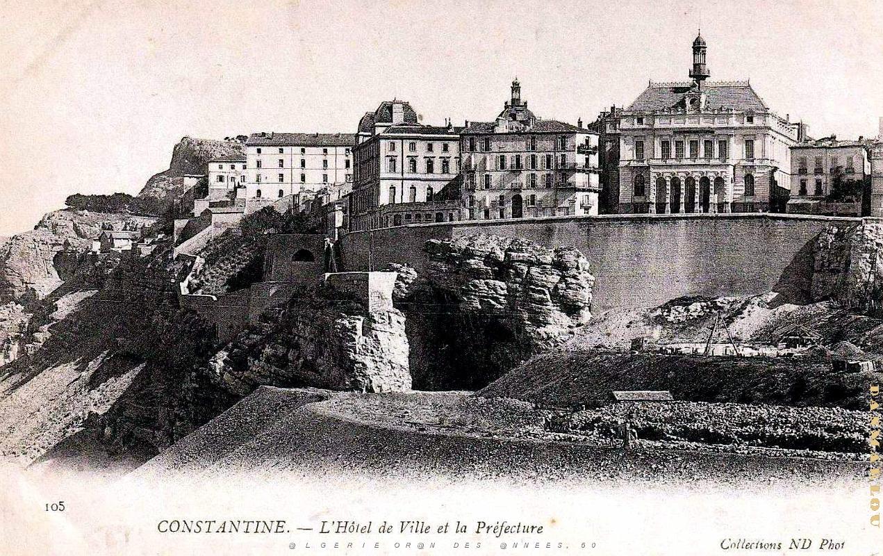 Constantine - Hotel de Ville et Prefecture - 1904.jpg